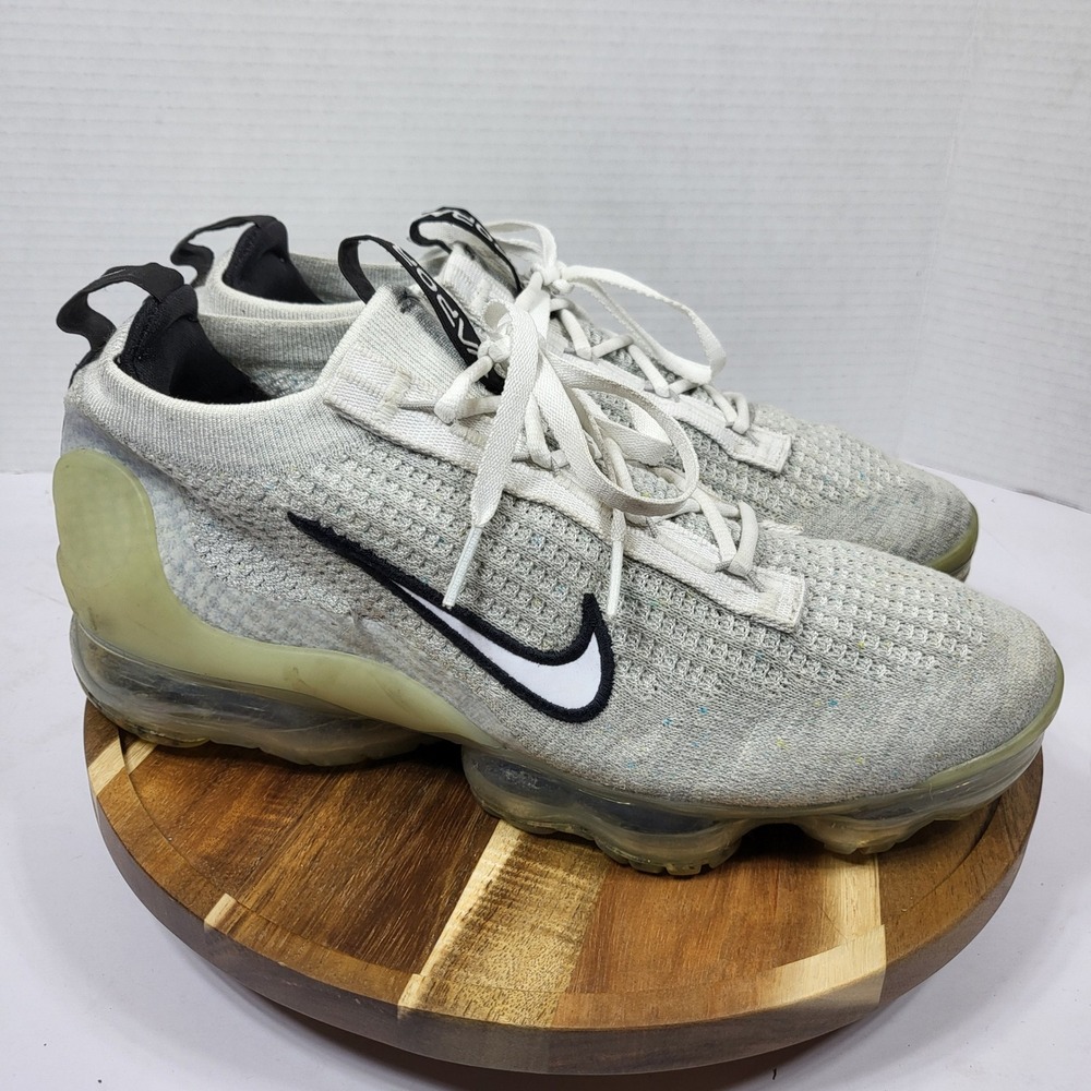 Nike Men's Air VaporMax 2021 Flyknit Monochrome DH4084-100 Size 9.5